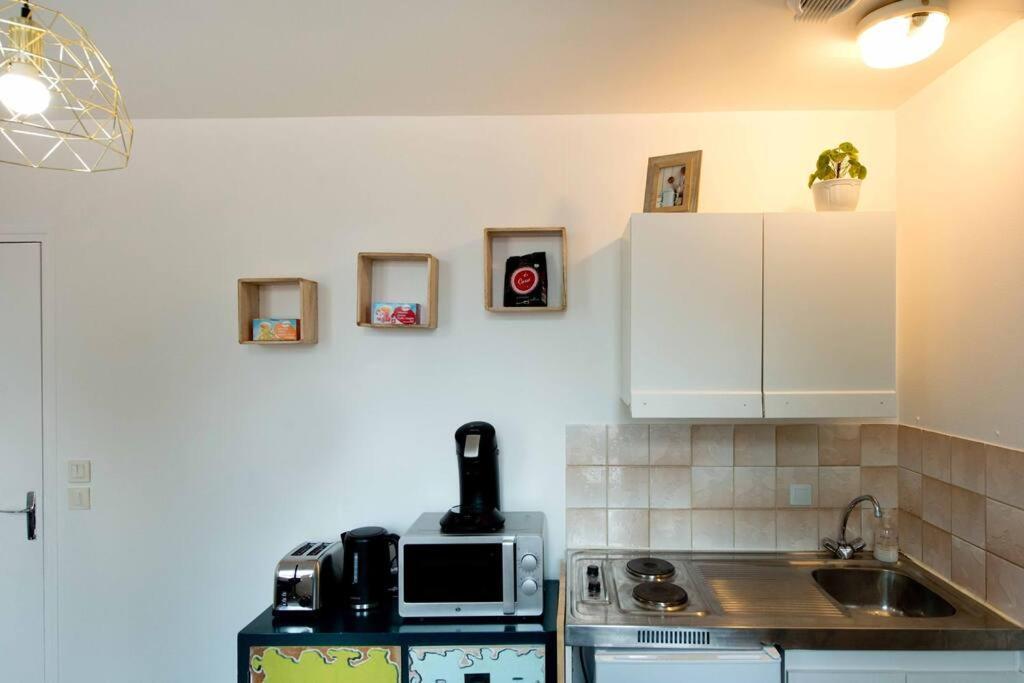 Le Castille Centre Gare Wifi Et Parking Gratuit Apartment Амиен Екстериор снимка